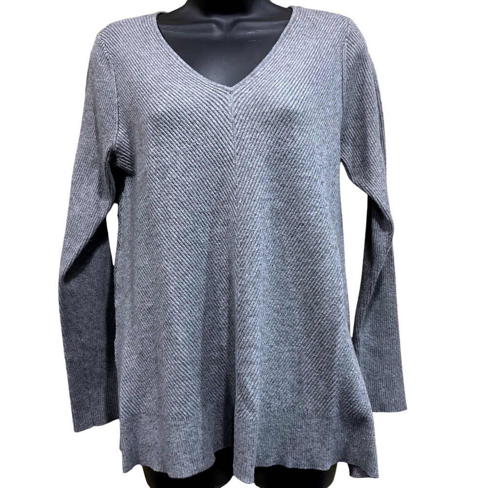Croft & Barrow Sweater Womens Medium Gray V-Neck Ribbed Chevron Knit Long Sleeve